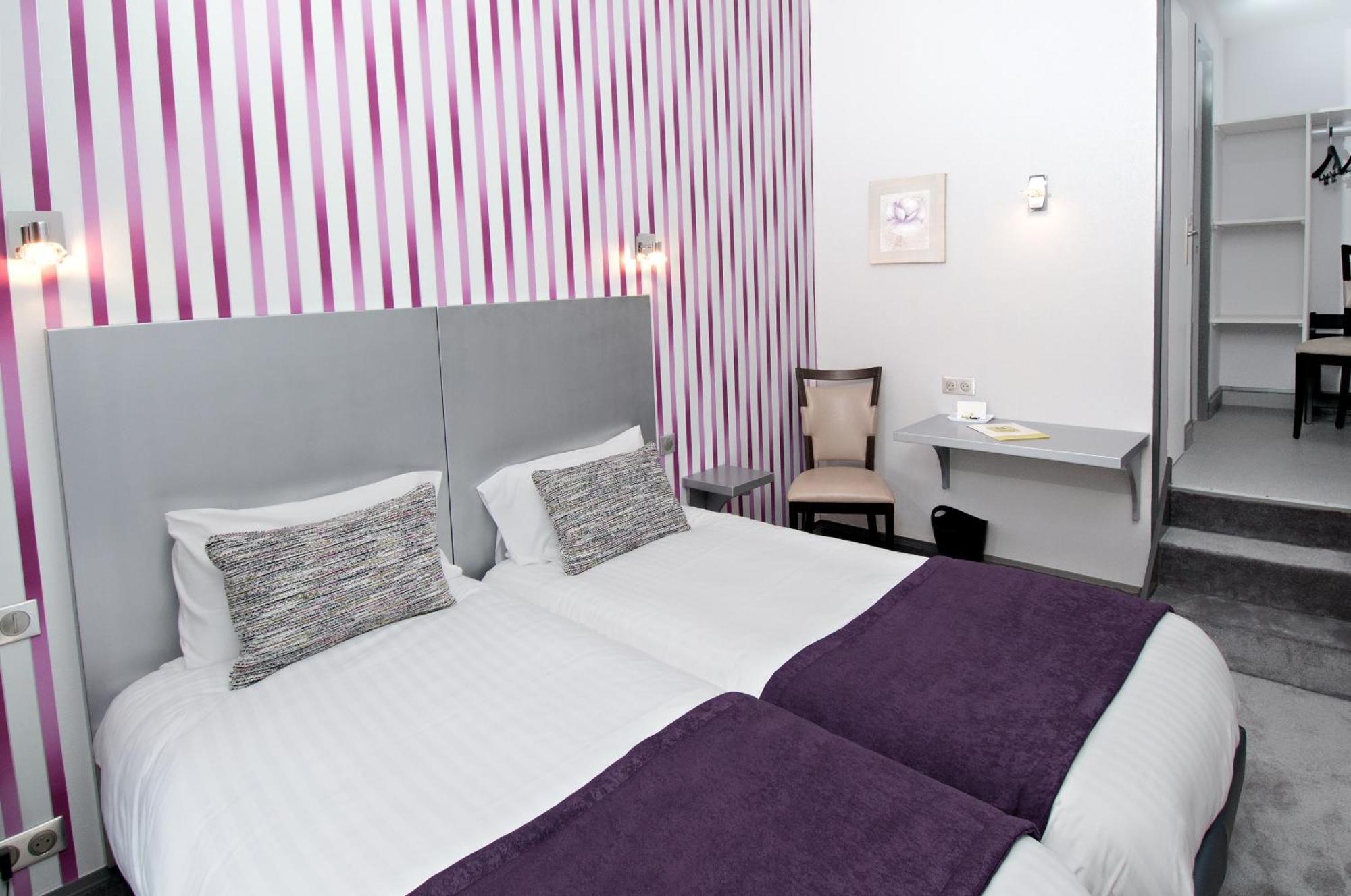 Saint-Étienne-de-Fursac Logis Hotel Restaurant Nougier חדר תמונה