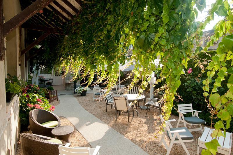 Saint-Étienne-de-Fursac Logis Hotel Restaurant Nougier מראה חיצוני תמונה