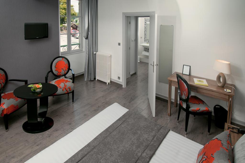 Saint-Étienne-de-Fursac Logis Hotel Restaurant Nougier מראה חיצוני תמונה
